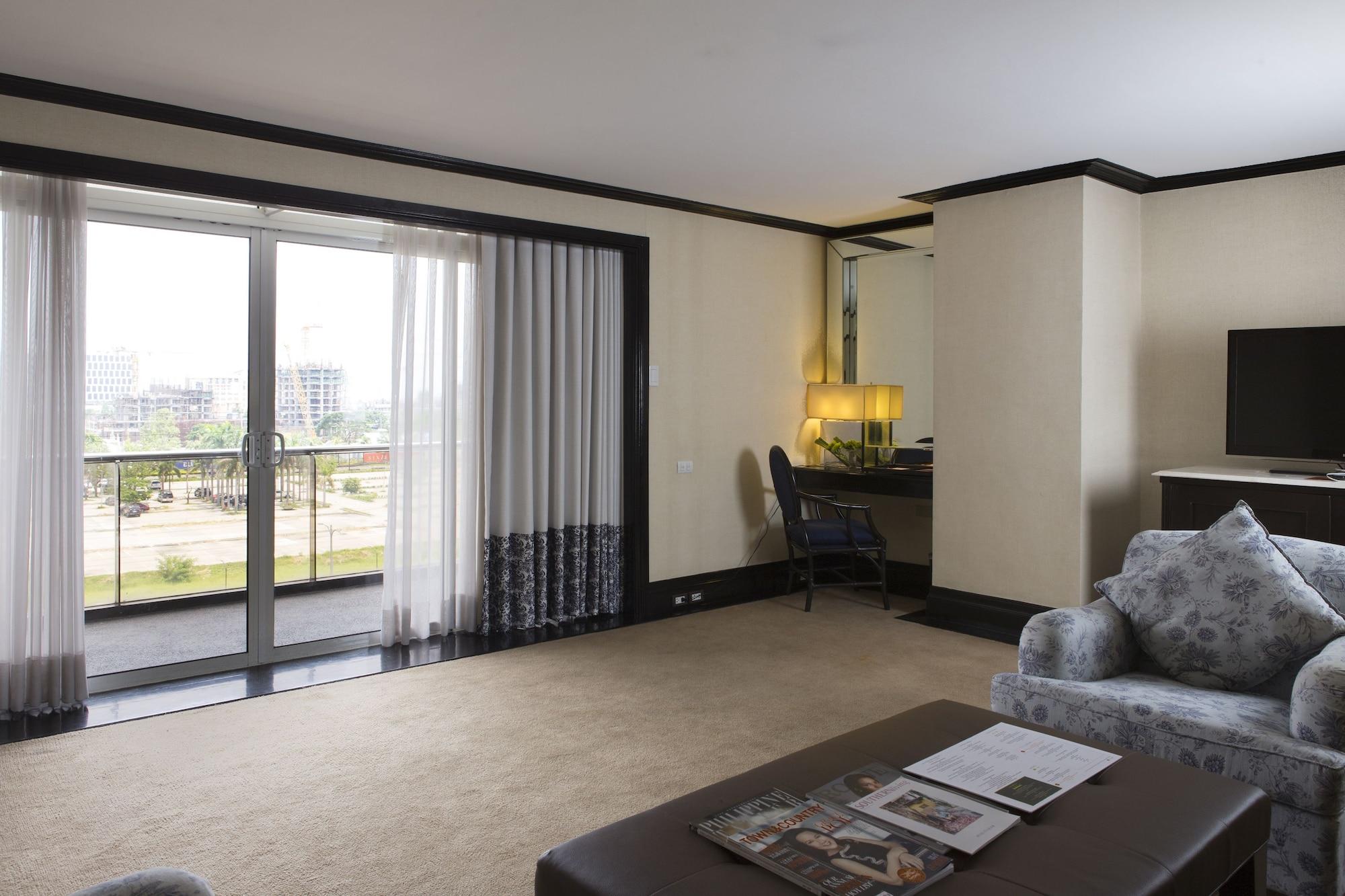Midas Hotel And Casino Pasay Bagian luar foto